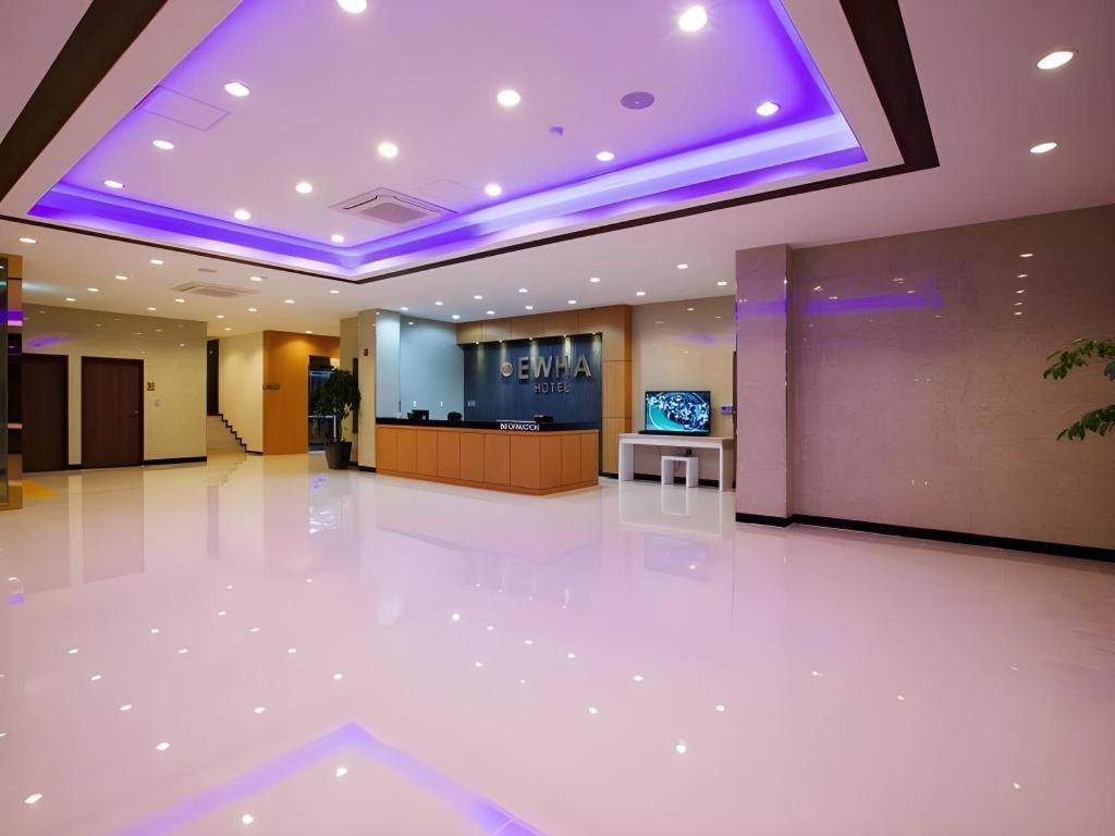 Ewha Hotel Czedżu Zewnętrze zdjęcie