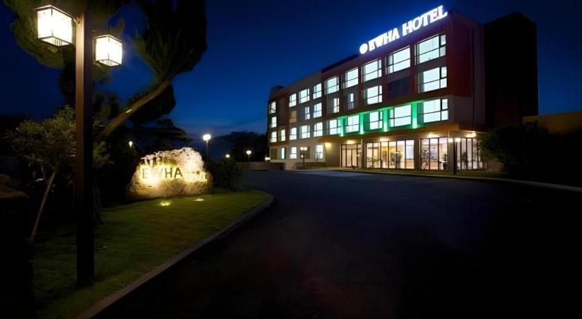 Ewha Hotel Czedżu Zewnętrze zdjęcie